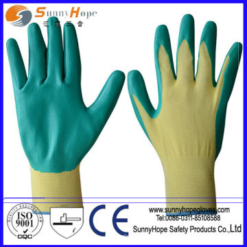 Verschiedene Nitril-beschichtete 13-Gauge-Nylon-Handschuhe